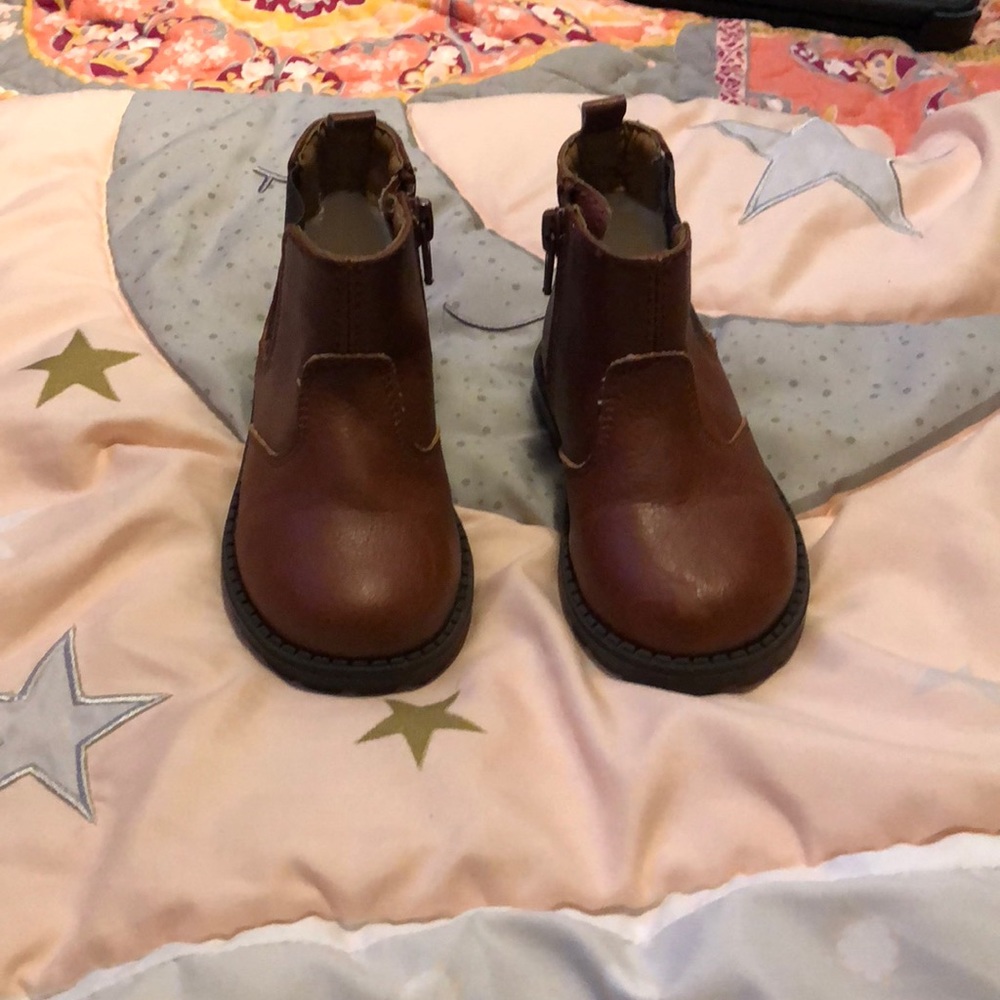Toddler boots